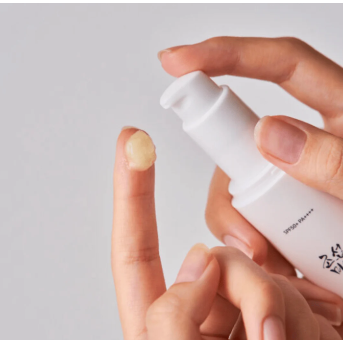 BEAUTY OF JOSEON Ginseng Moist Sun Serum