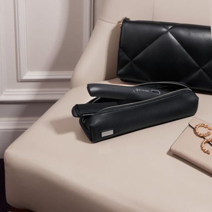 ghd unplugged cordless hair straightener in matte black